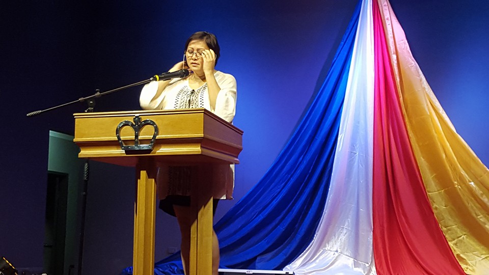 Bless Salonga delivers a eulogy for the late Jovy Salonga